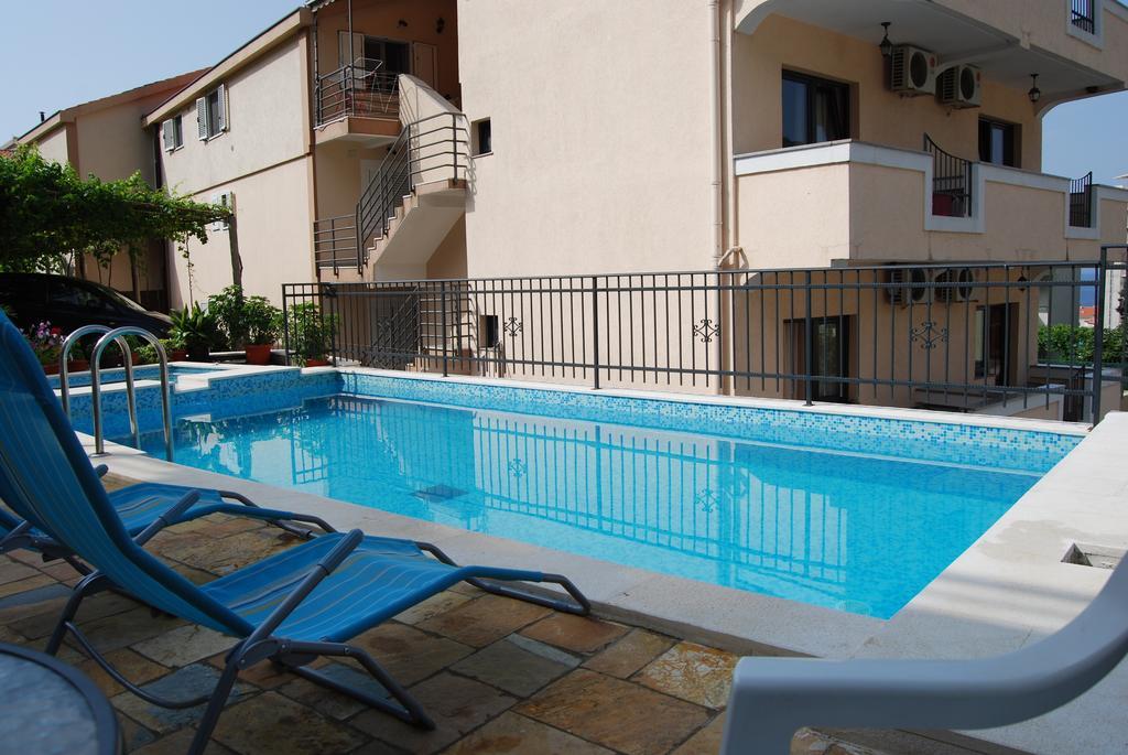 Apartments Srzentic Petrovac Luaran gambar