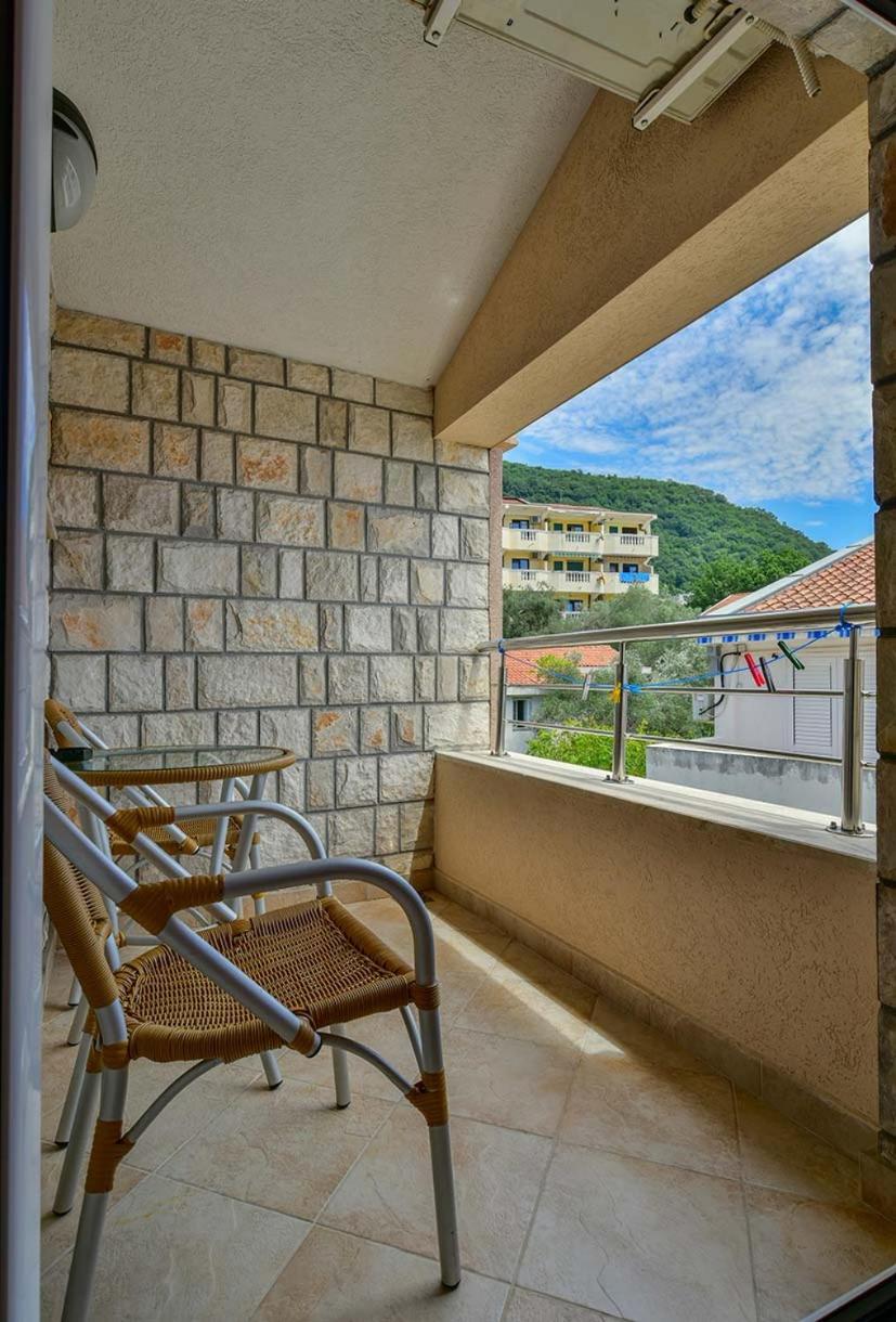 Apartments Srzentic Petrovac Luaran gambar