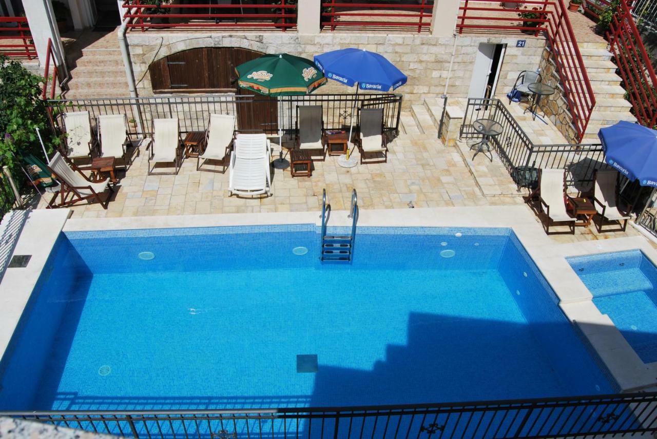 Apartments Srzentic Petrovac Luaran gambar