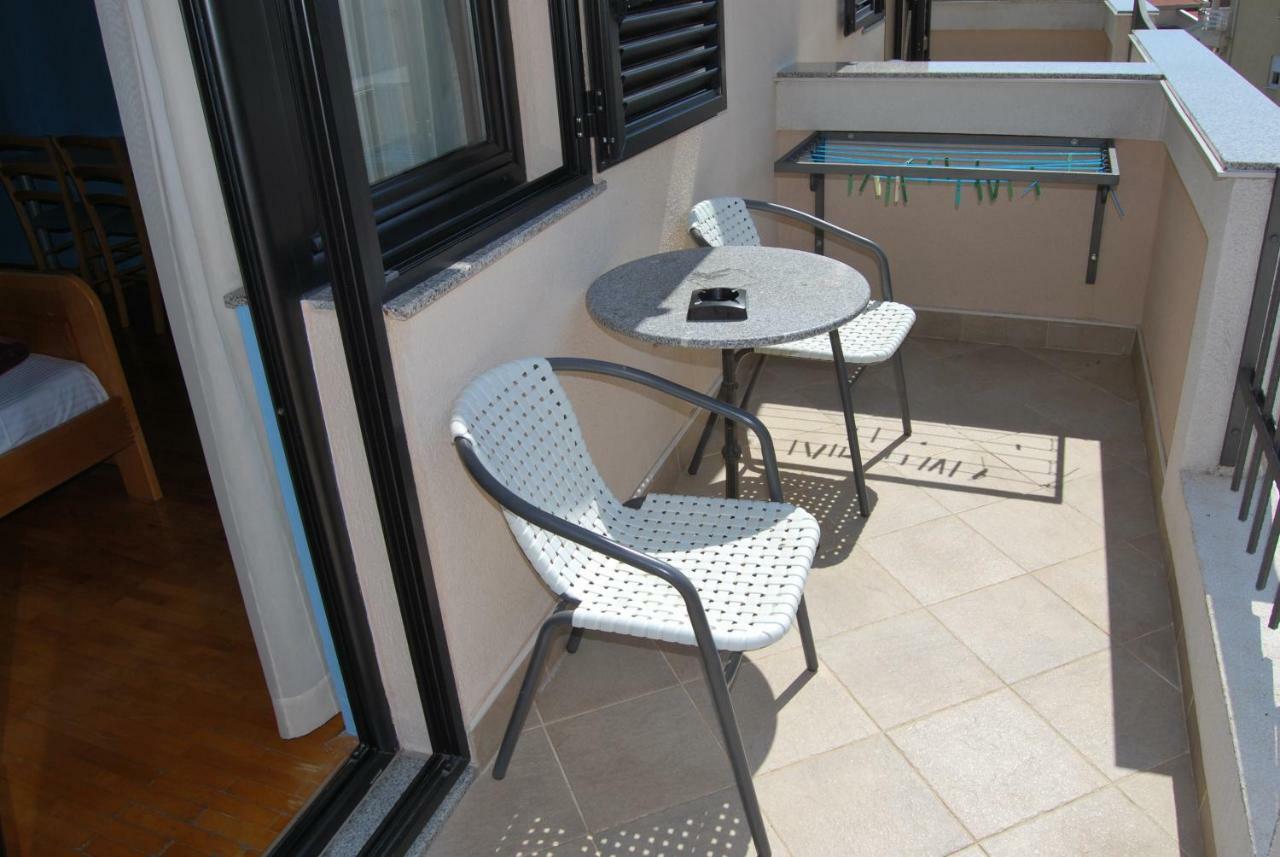 Apartments Srzentic Petrovac Luaran gambar