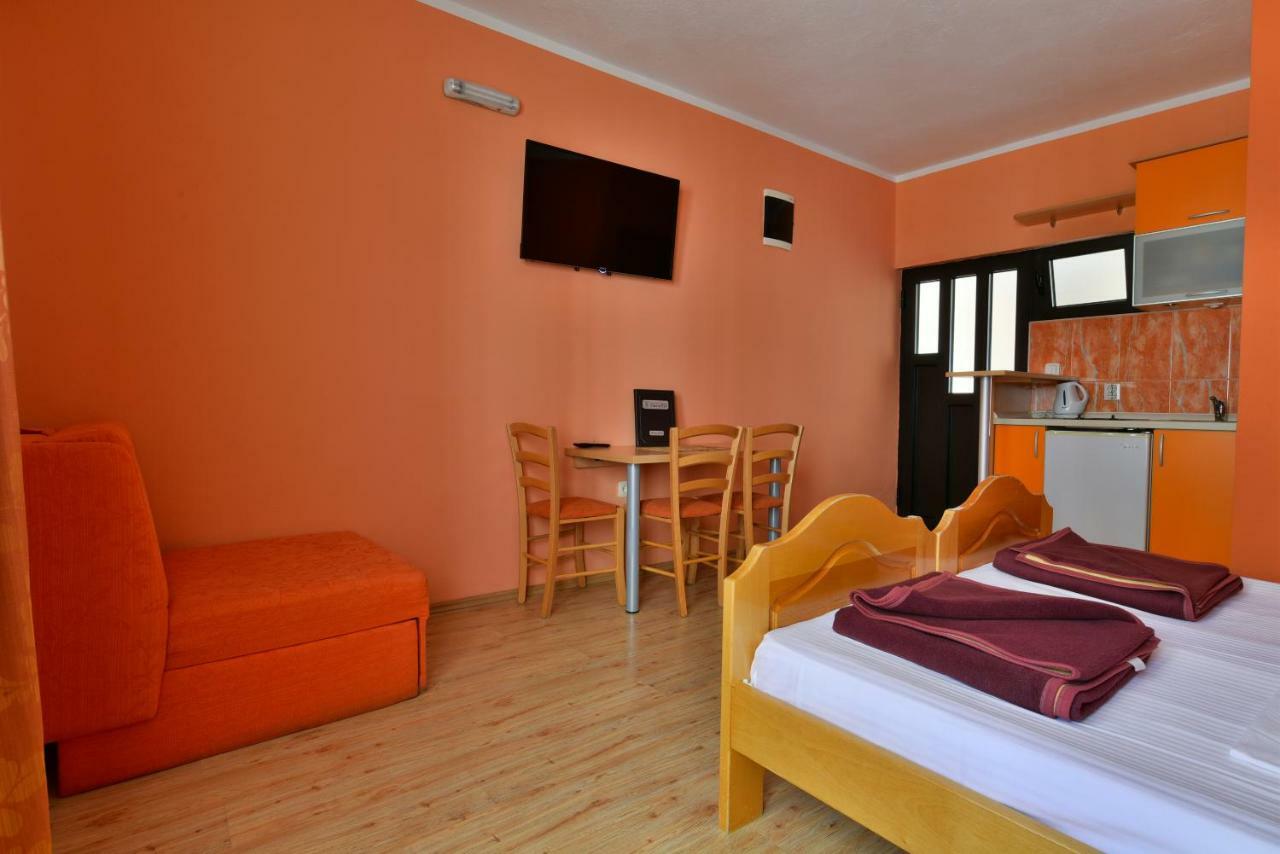 Apartments Srzentic Petrovac Luaran gambar